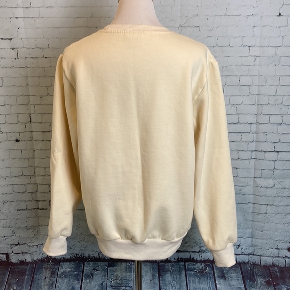 Betty Buzz Blake Lively Women’s Crewneck Sweatshirt Sz M Cozy Comfy Gossip Girl - Picture 13 of 16